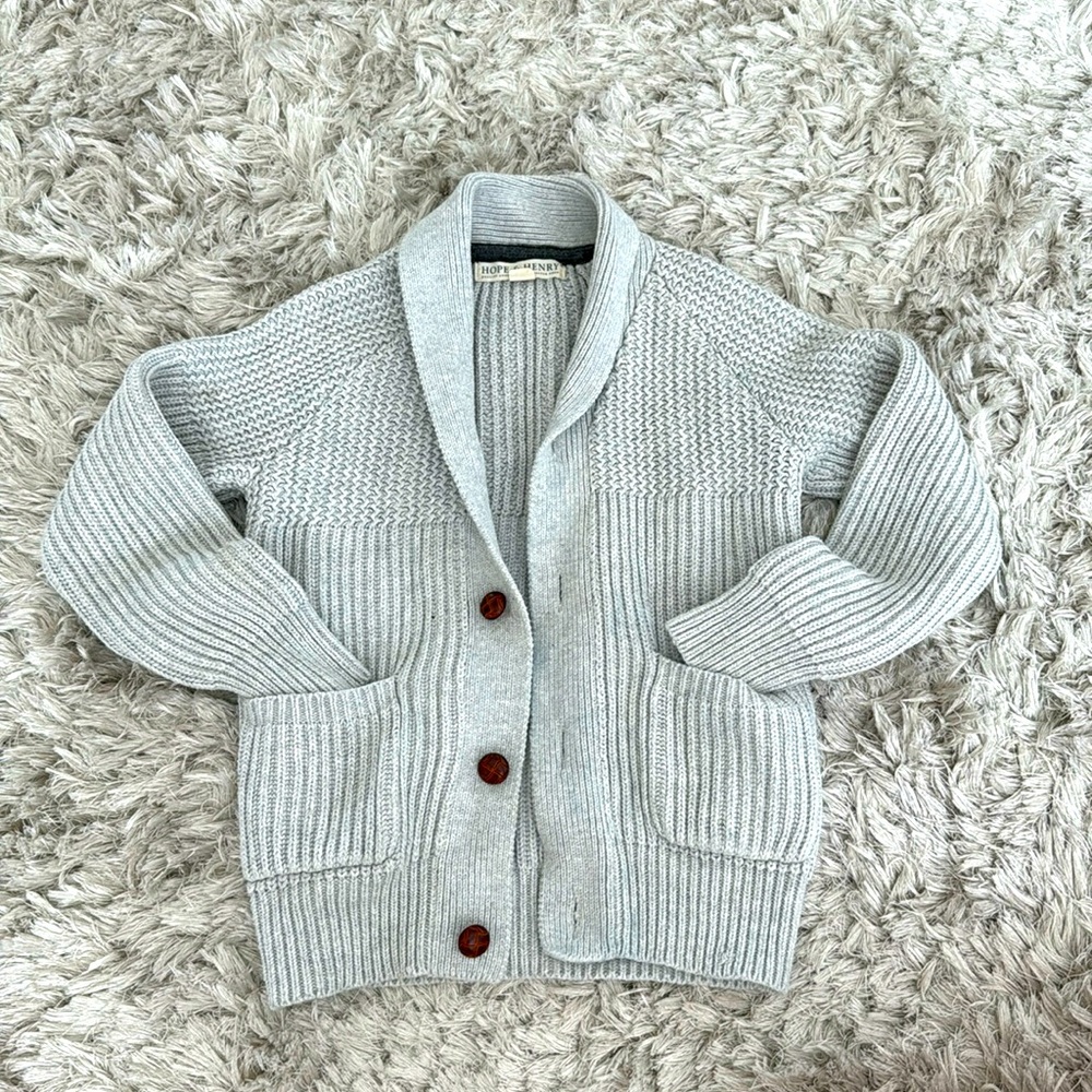 100% organic cotton Hope & Henry gray cable knit sweater - boy size S like new